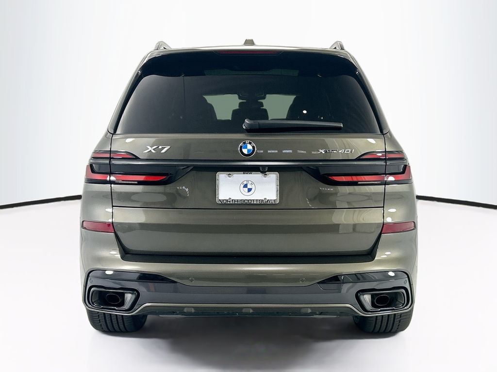 Thumbnail: 2027 BMW X7 - 6