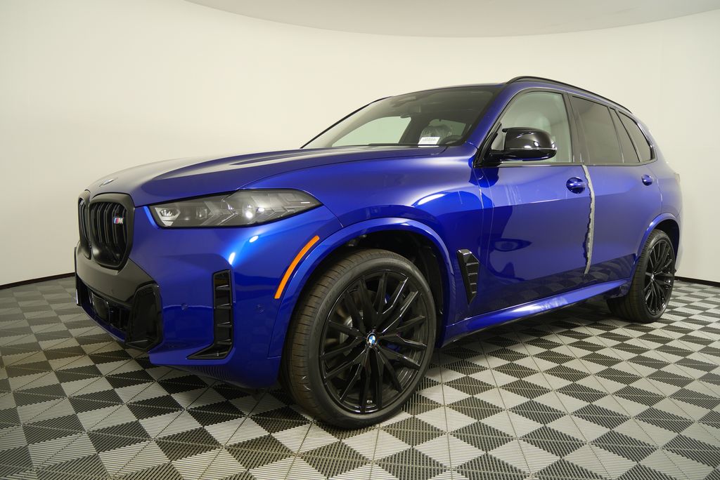 2026 BMW X5 M60i 8