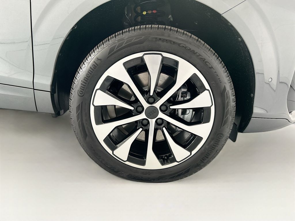 Thumbnail: 2026 Audi Q3 - 31