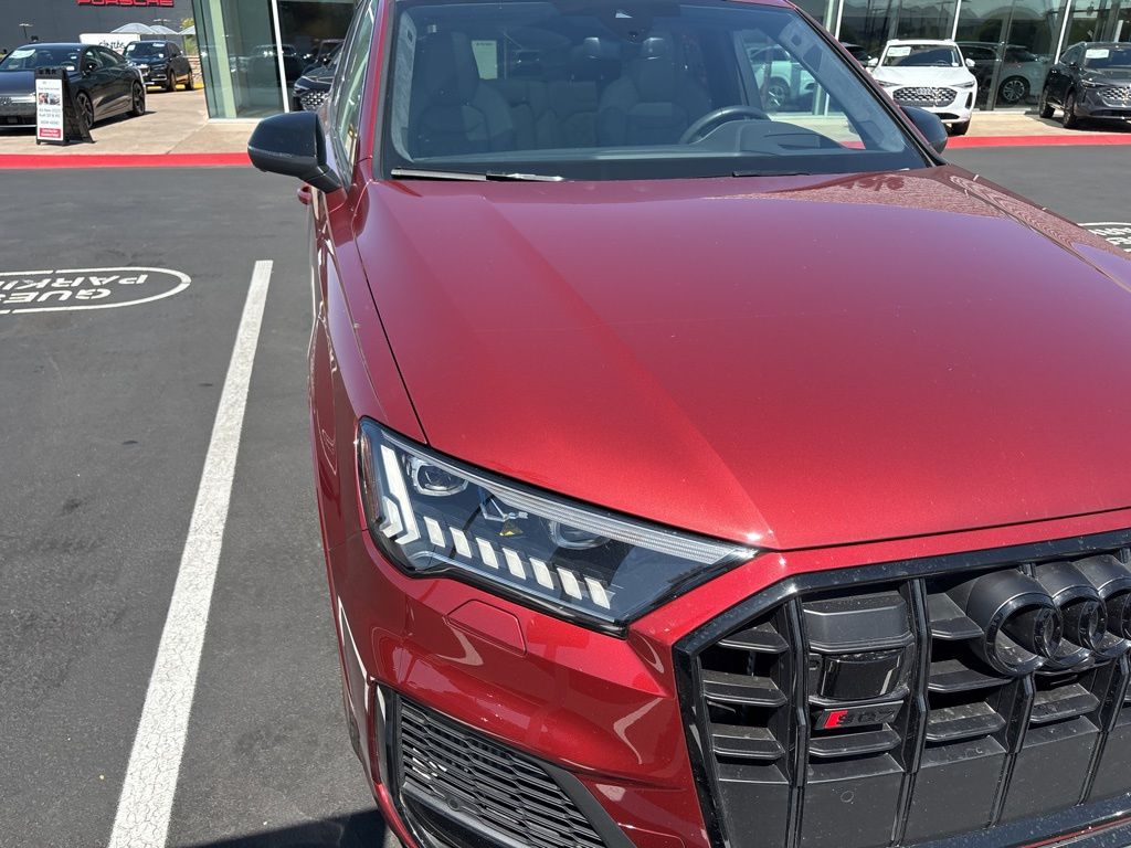 2021 Audi SQ7 Prestige 3