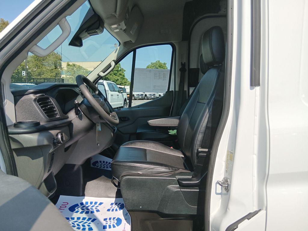 2023 Ford Transit-250 Cargo Van 