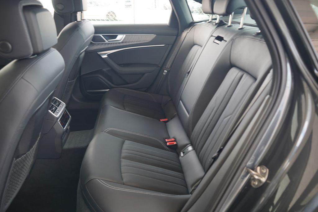 2025 Audi A6  7