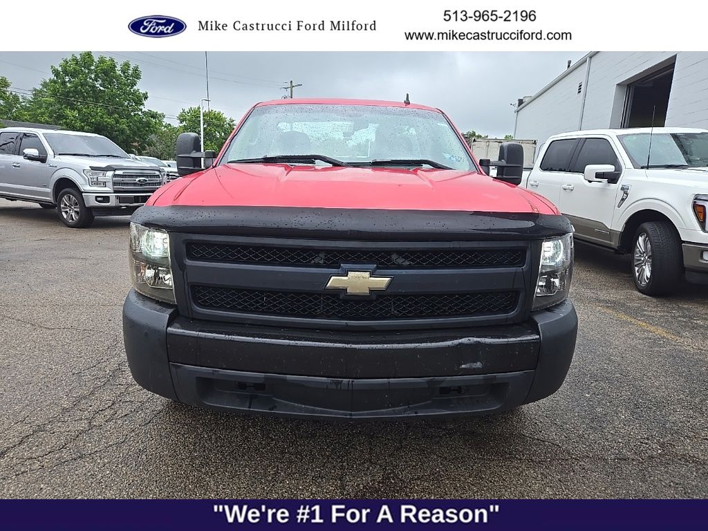 View vehicle photo 5