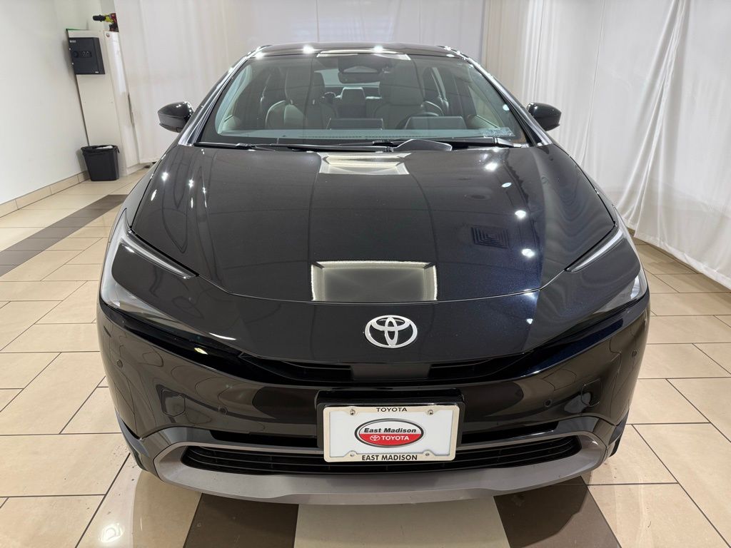 Thumbnail: 2024 Toyota Prius - 7