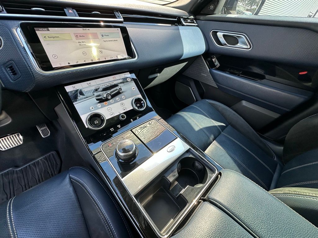 Thumbnail: 2019 Land Rover Range Rover Velar - 24