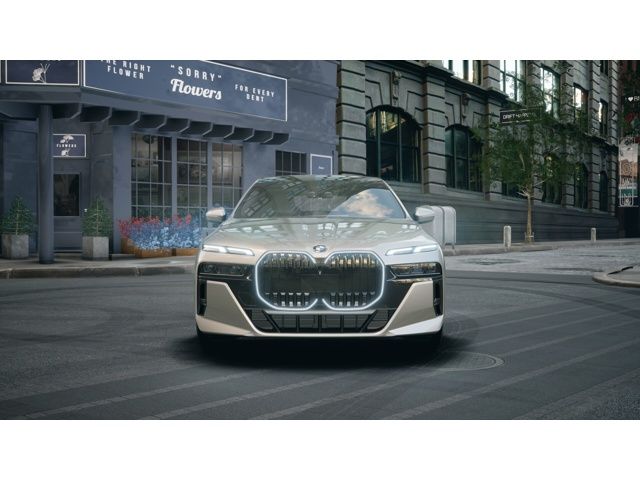 Thumbnail: 2026 BMW 7 Series - 3