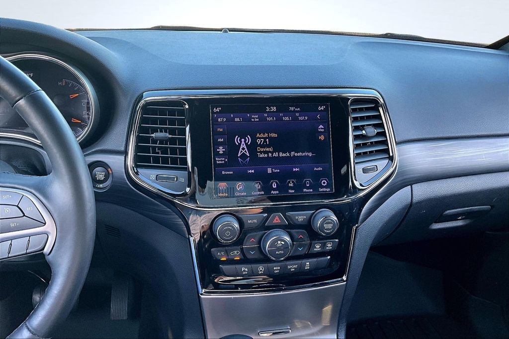 2020 Jeep Grand Cherokee Altitude Black at DeMontrond Auto Country