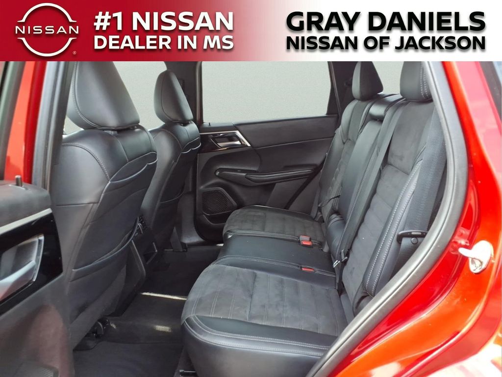 Used 2024 Mitsubishi Outlander SUV