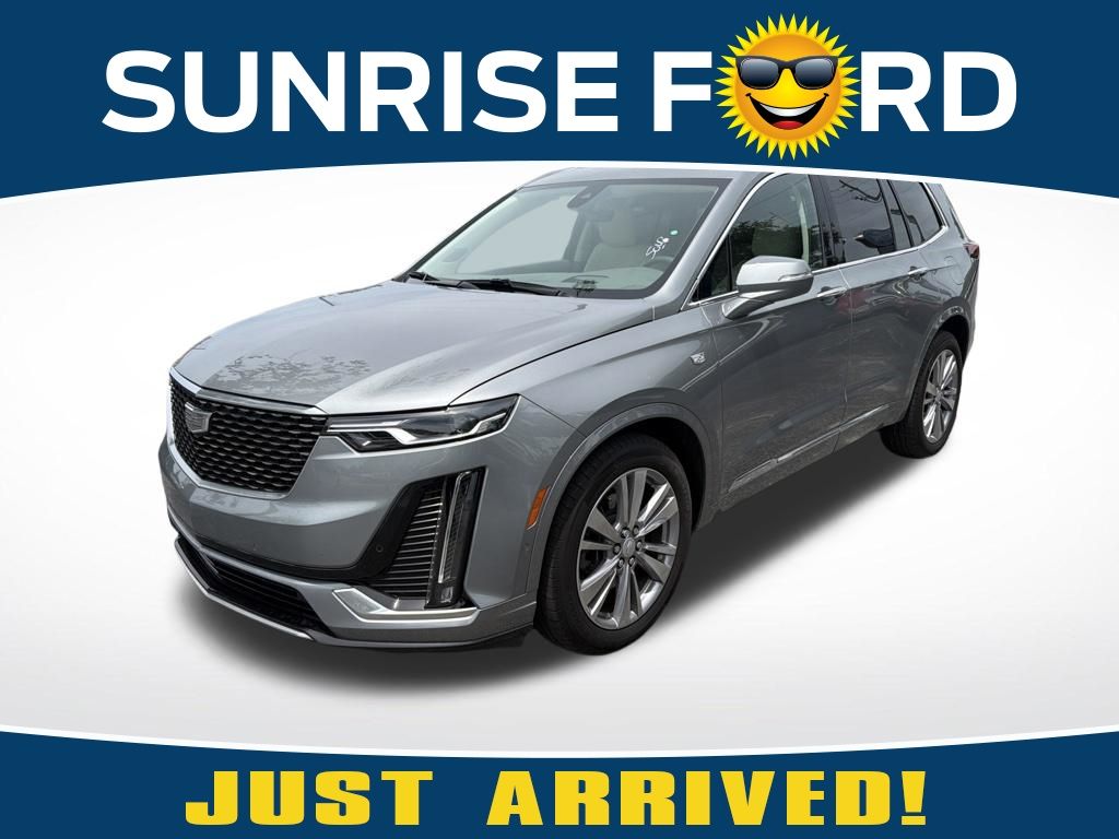 Argent Silver Metallic 2024 Cadillac XT6 SUV / Crossover Front-Wheel Drive 9-Speed Automatic
