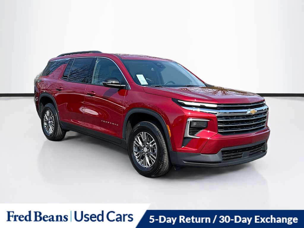 Radiant Red Tintcoat 2026 Chevrolet Traverse LT AWD SUV / Crossover Four-Wheel Drive 8-Speed Automatic