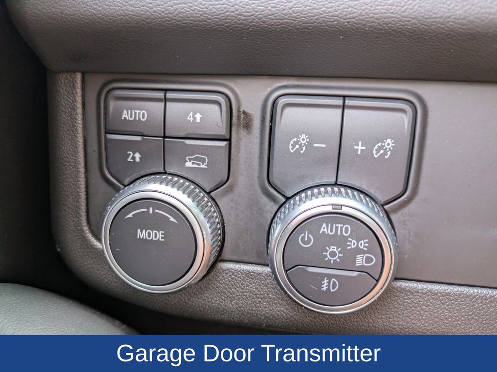 2023 GMC Yukon 4WD SLT