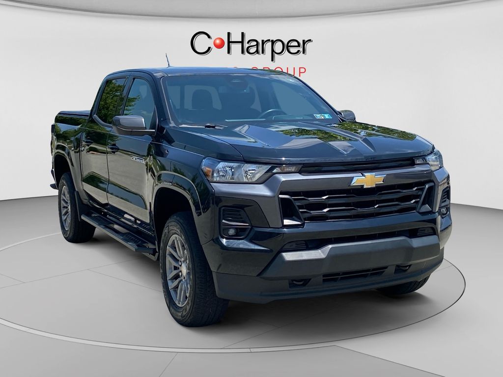 Black 2023 Chevrolet Colorado Pickup Truck Four-Wheel Drive 8-Speed Automatic