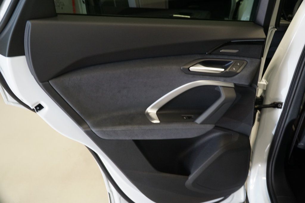 New 2025 White Audi Premium Plus image 9