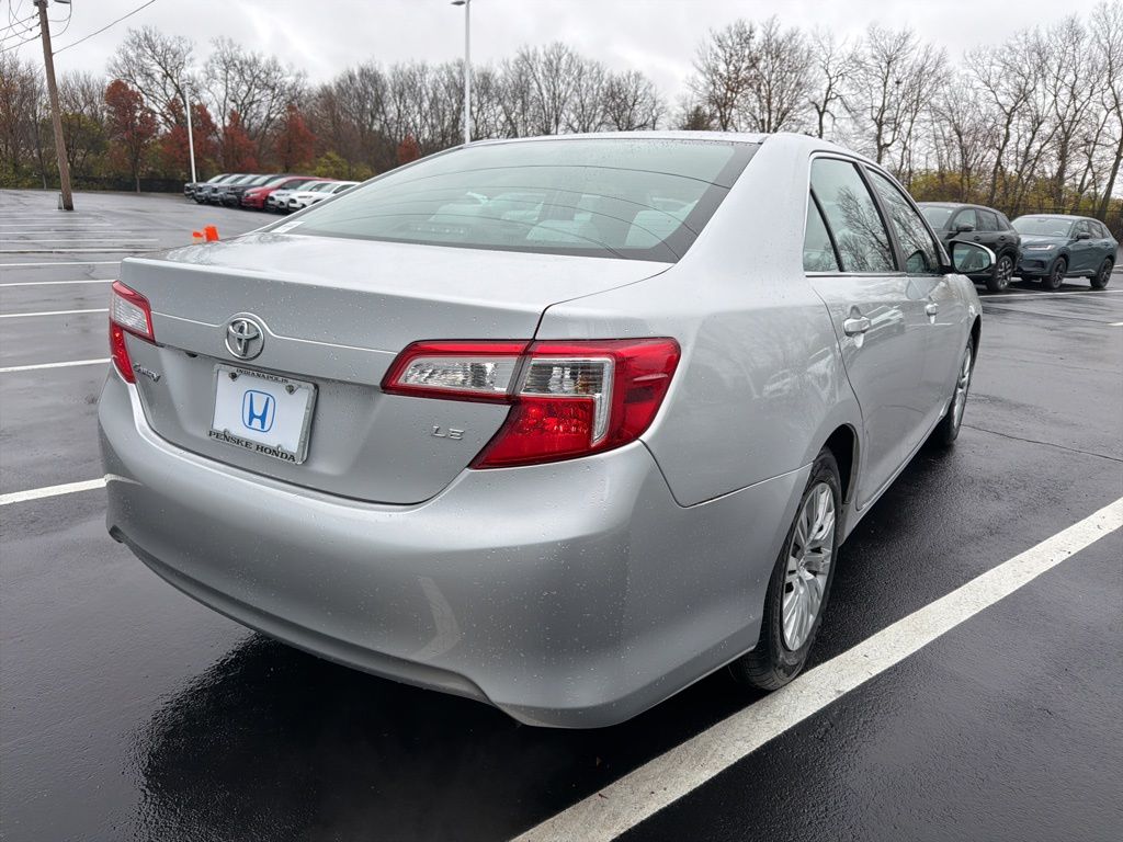 Thumbnail: 2014 Toyota Camry - 5