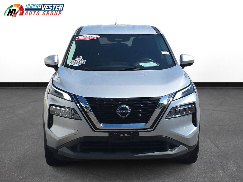 2023 Nissan Rogue SV photo 3