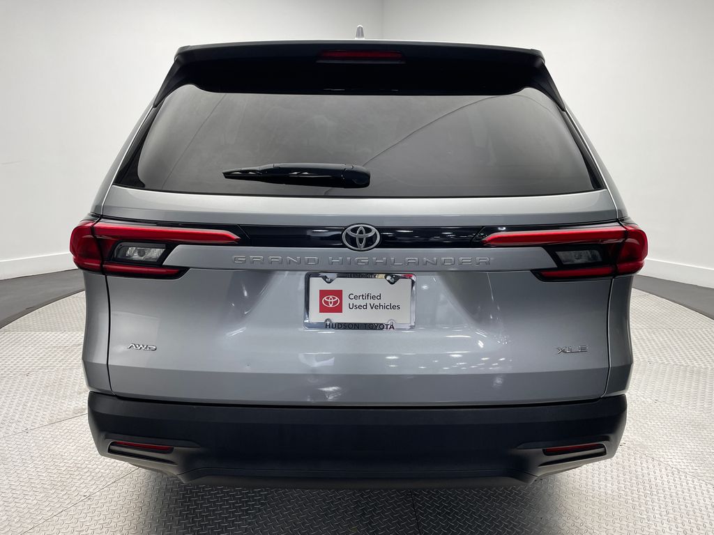 Thumbnail: 2024 Toyota Grand Highlander - 6