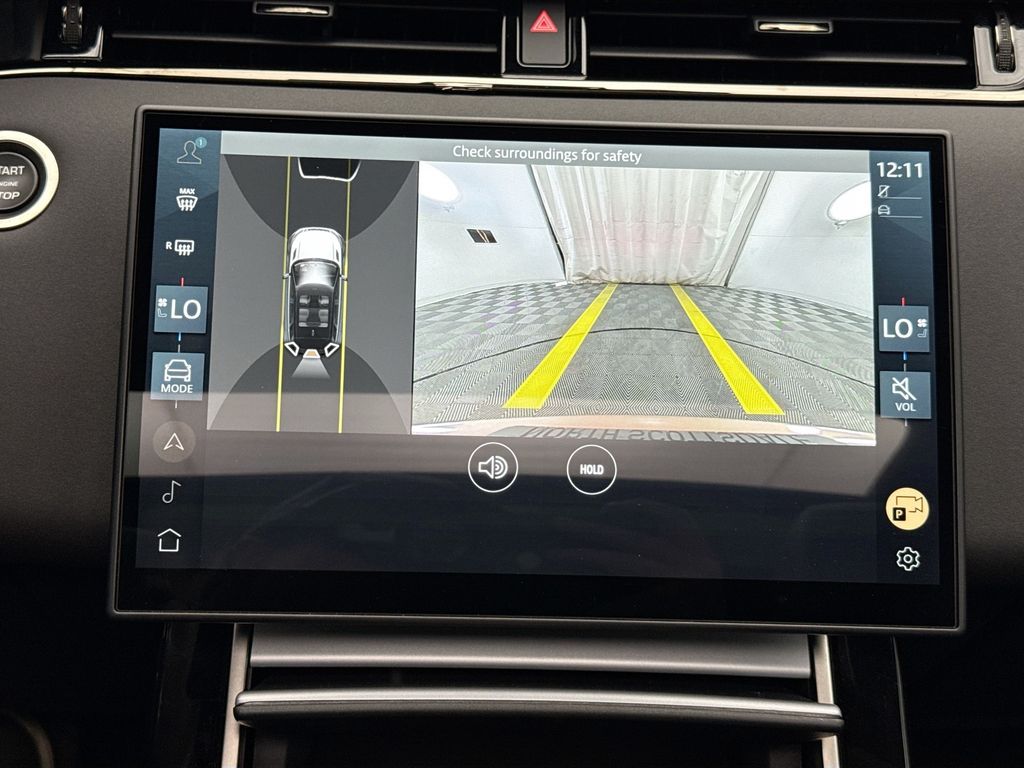 Thumbnail: 2025 Land Rover Range Rover Evoque - 15