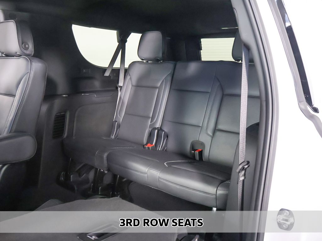 Used 2025 White GMC Denali image 14