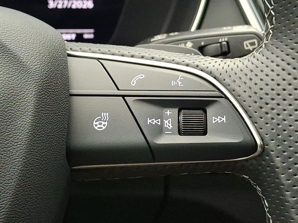 Thumbnail: 2023 Audi SQ5 - 24