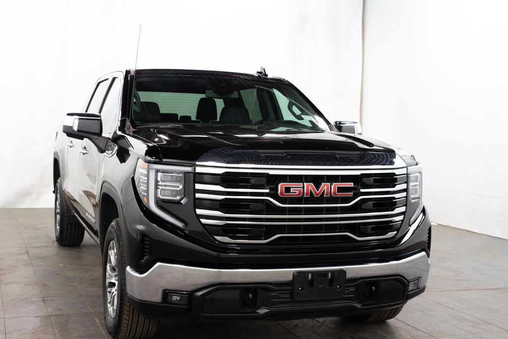 Onyx Black 2025 GMC Sierra 1500 Pickup Truck Four-Wheel Drive Automatic