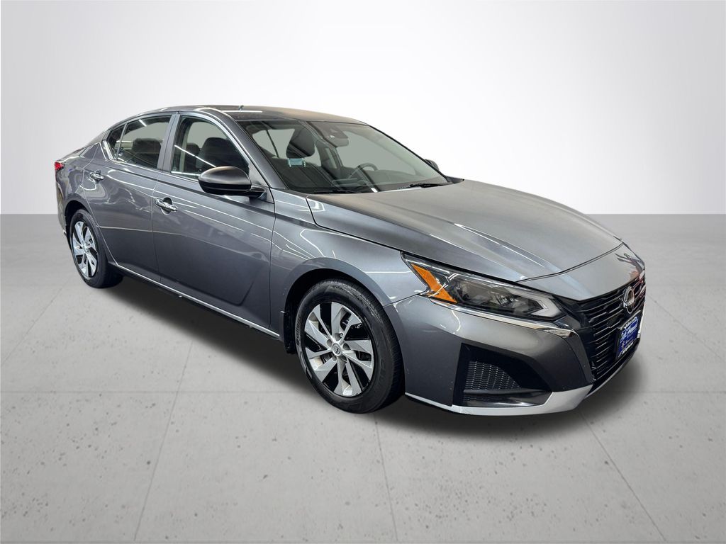 2024 Nissan Altima 2.5 S