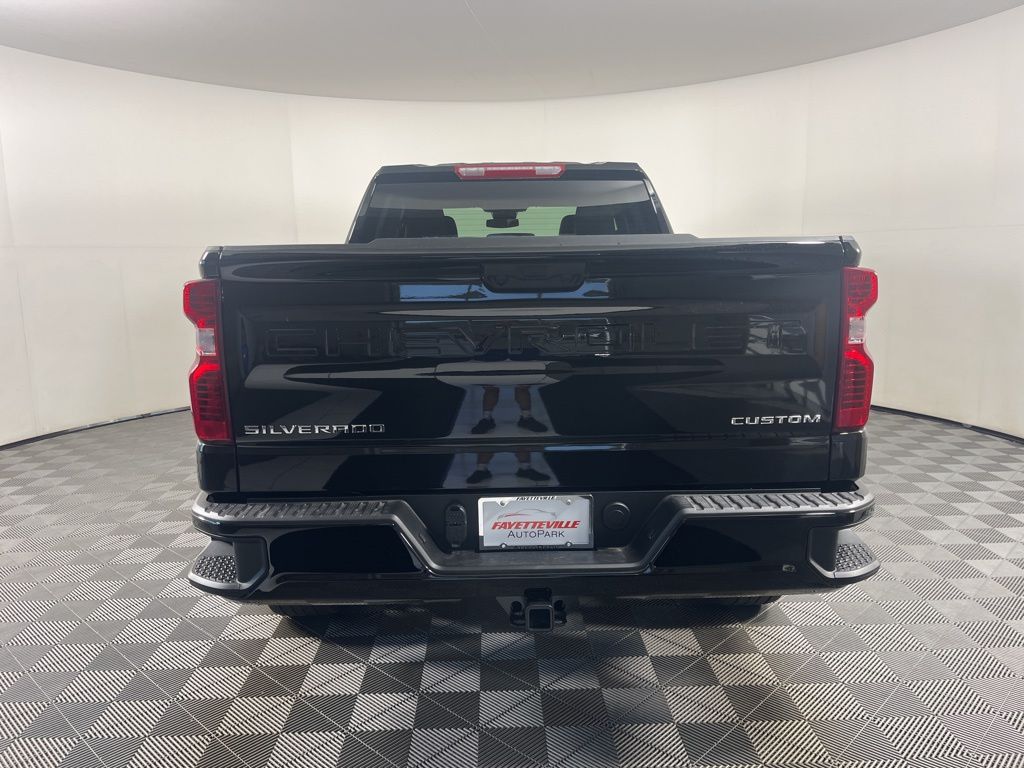 Thumbnail: 2026 Chevrolet Silverado 1500 - 4