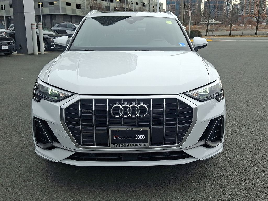 Thumbnail: 2022 Audi Q3 - 2