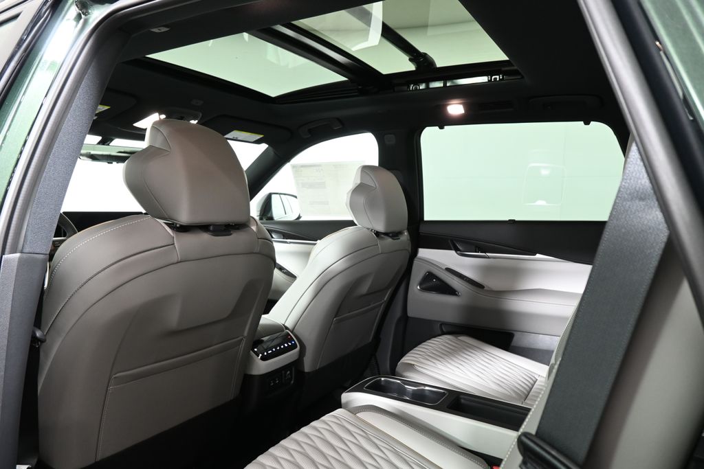 Thumbnail: 2026 INFINITI QX60 - 27