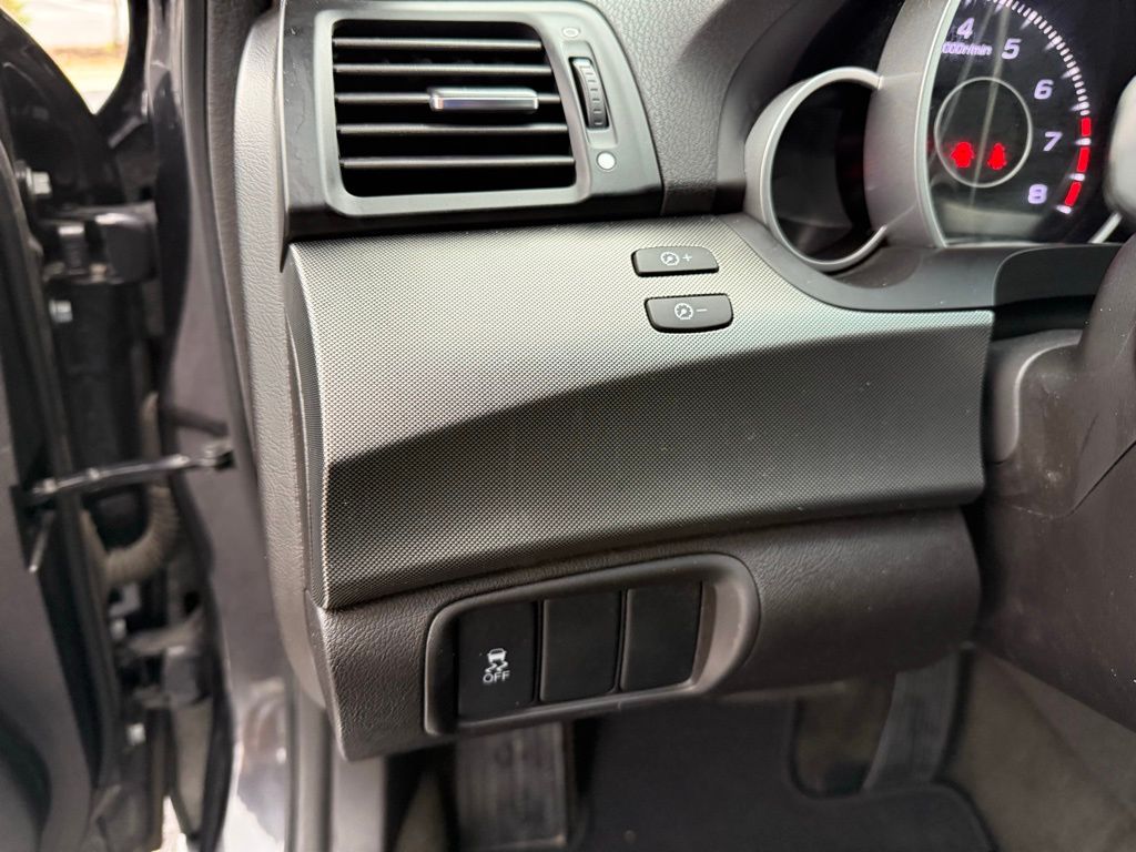 Thumbnail: 2012 Acura TL - 12