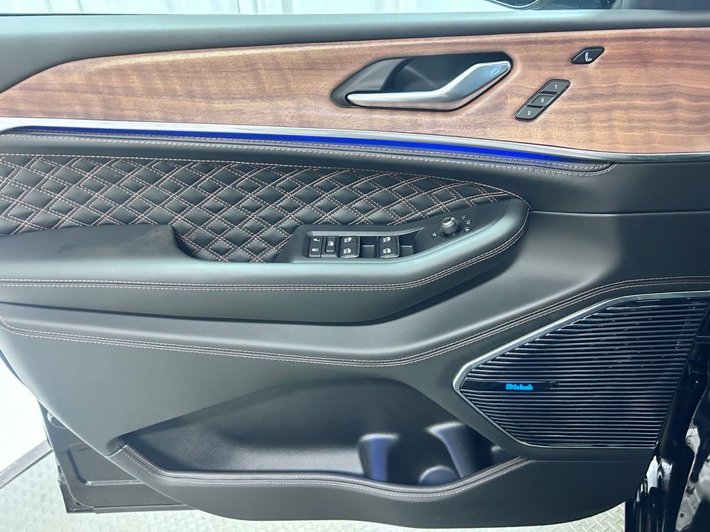 new 2026 Jeep Grand Cherokee car, priced at $64,280