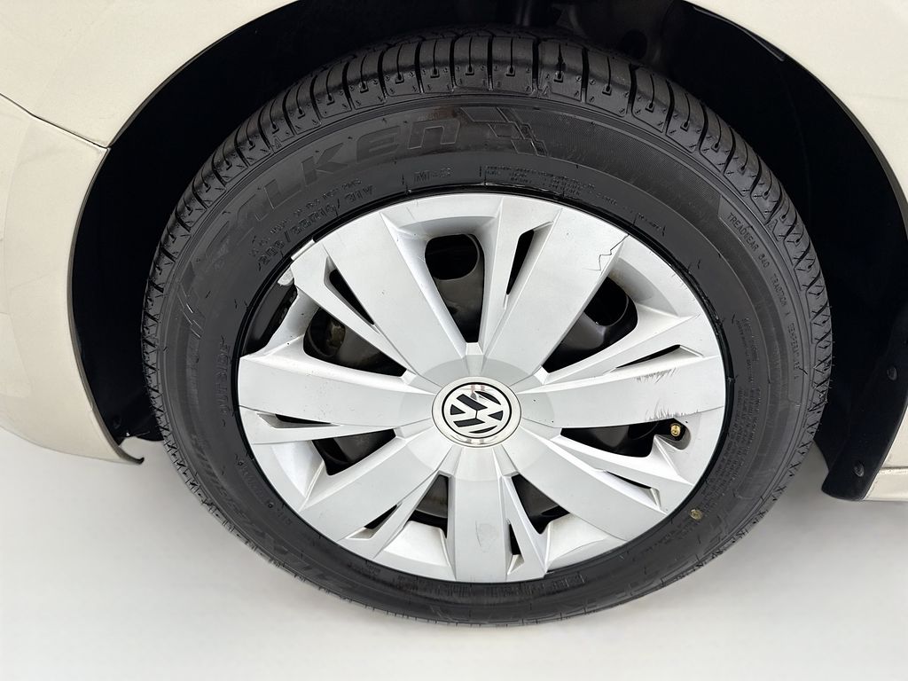 Thumbnail: 2014 Volkswagen Jetta - 25