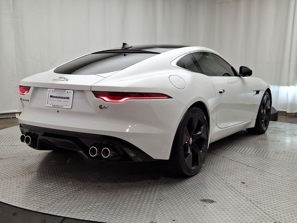 2023 Jaguar F-Type  4