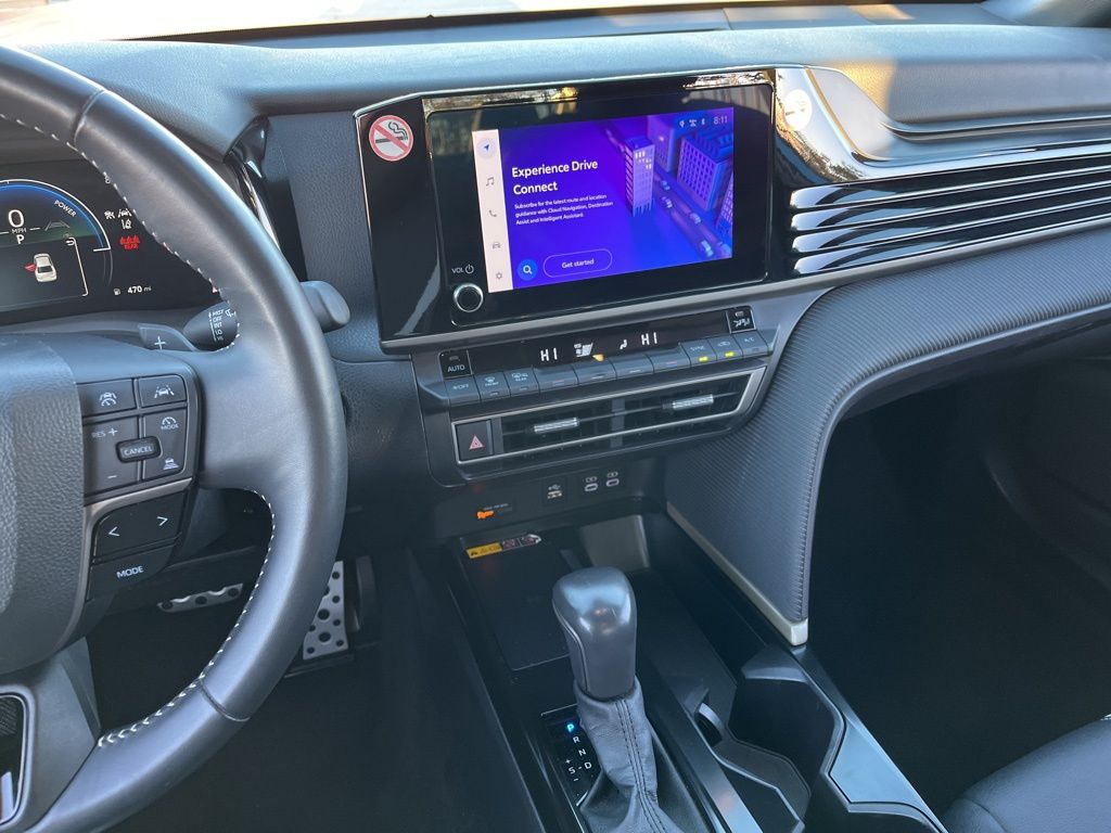 Thumbnail: 2025 Toyota Camry - 17