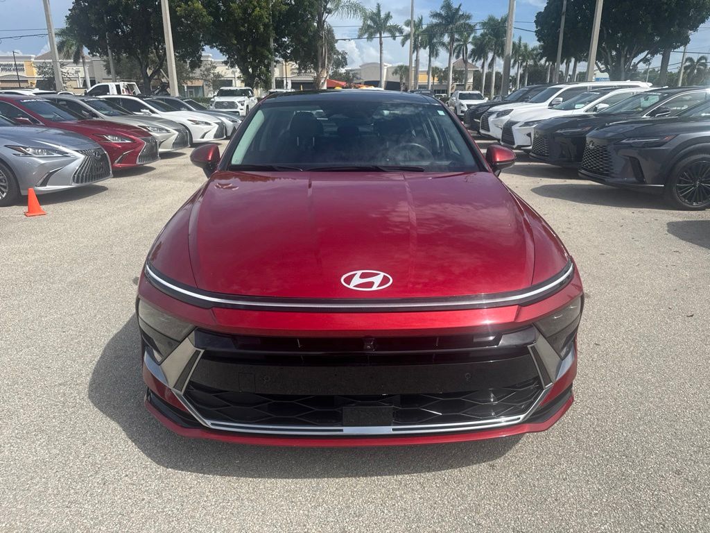 Used 2024 Red Hyundai Limited image 2