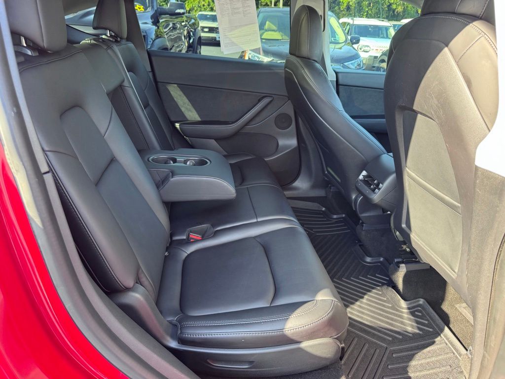 TeslaModel Y25