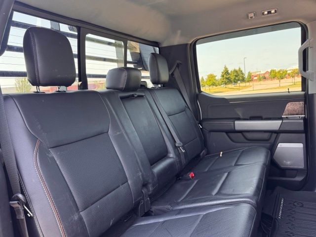 2024 Ford F-450 Chassis LARIAT