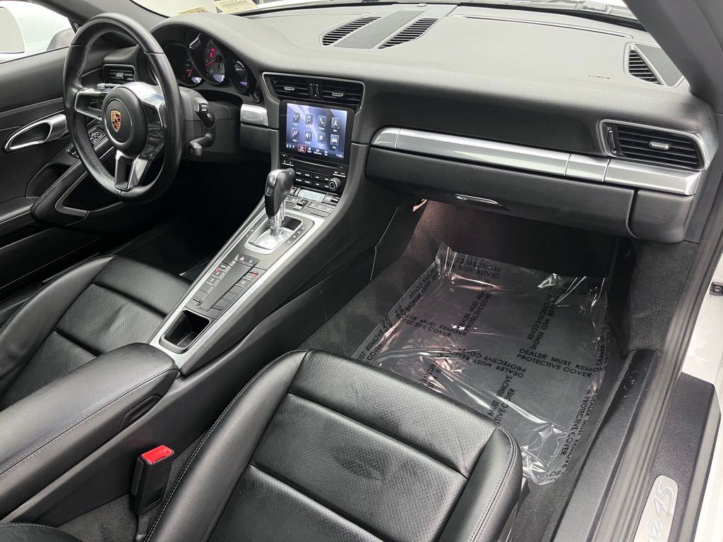Thumbnail: 2019 Porsche 911 - 20