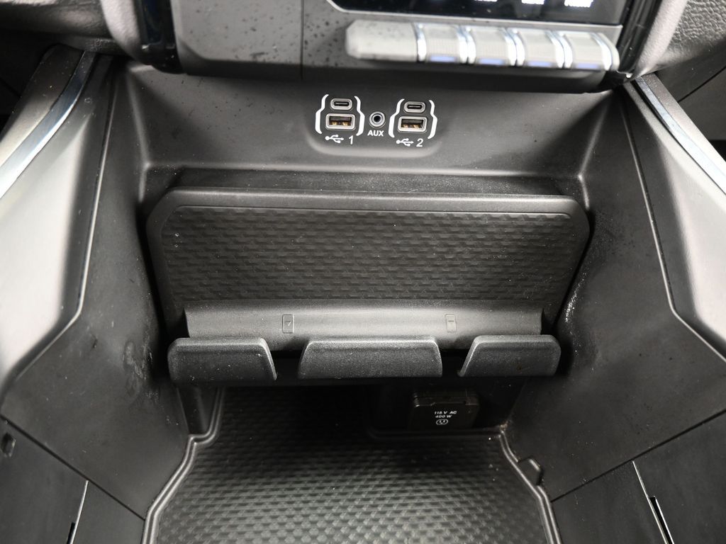 Used 2023 Diamond Black Crystal Pearlcoat Ram Laramie image 29
