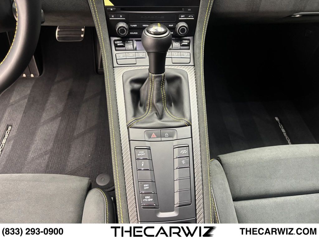 2023 Porsche 718 Cayman