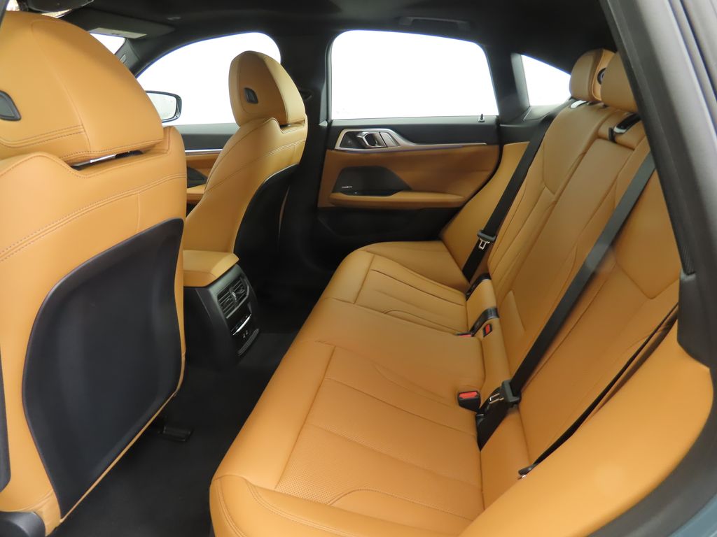 2025 BMW i4 eDrive40 22