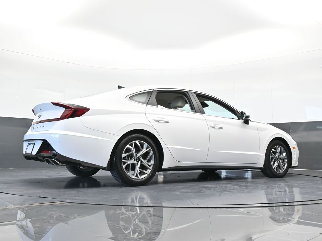 Used 2023 Serenity White Hyundai SEL image 59