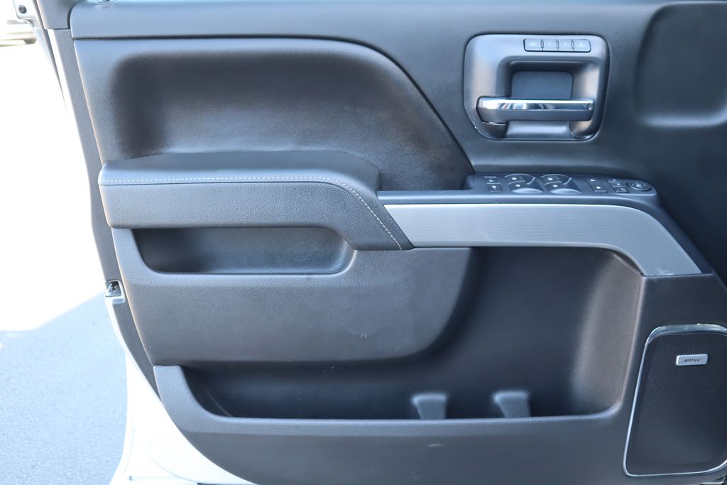 Thumbnail: 2016 Chevrolet Silverado 2500 - 23