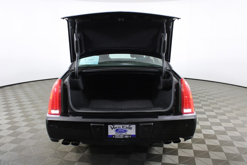Used 2009 Cadillac DTS for sale in 