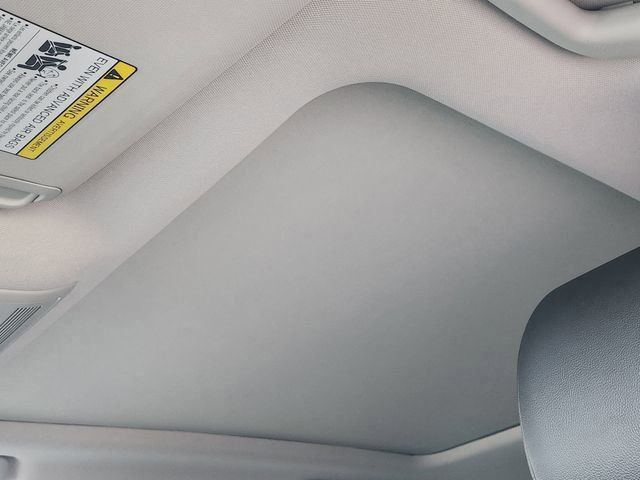 2026 Mazda CX-50 Premium - Photo 18