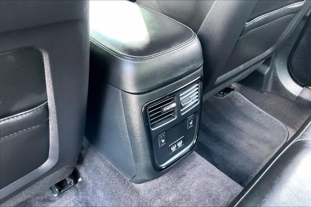 Used 2019 Dodge Charger Sedan