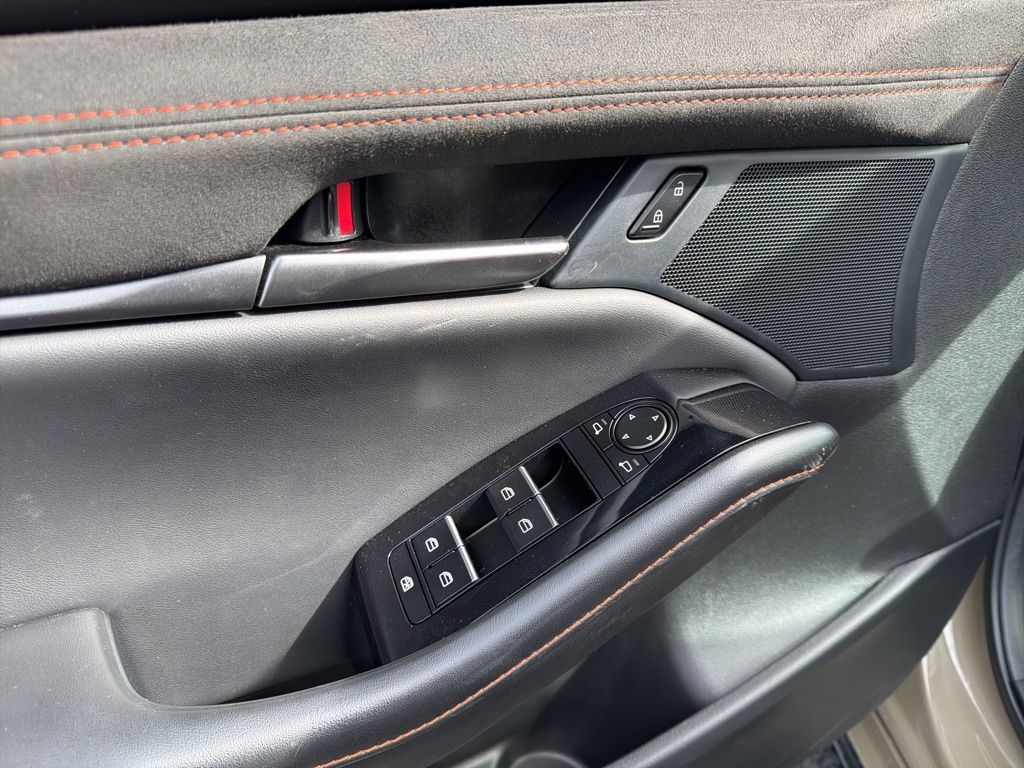 Thumbnail: 2025 Mazda Mazda3 - 27