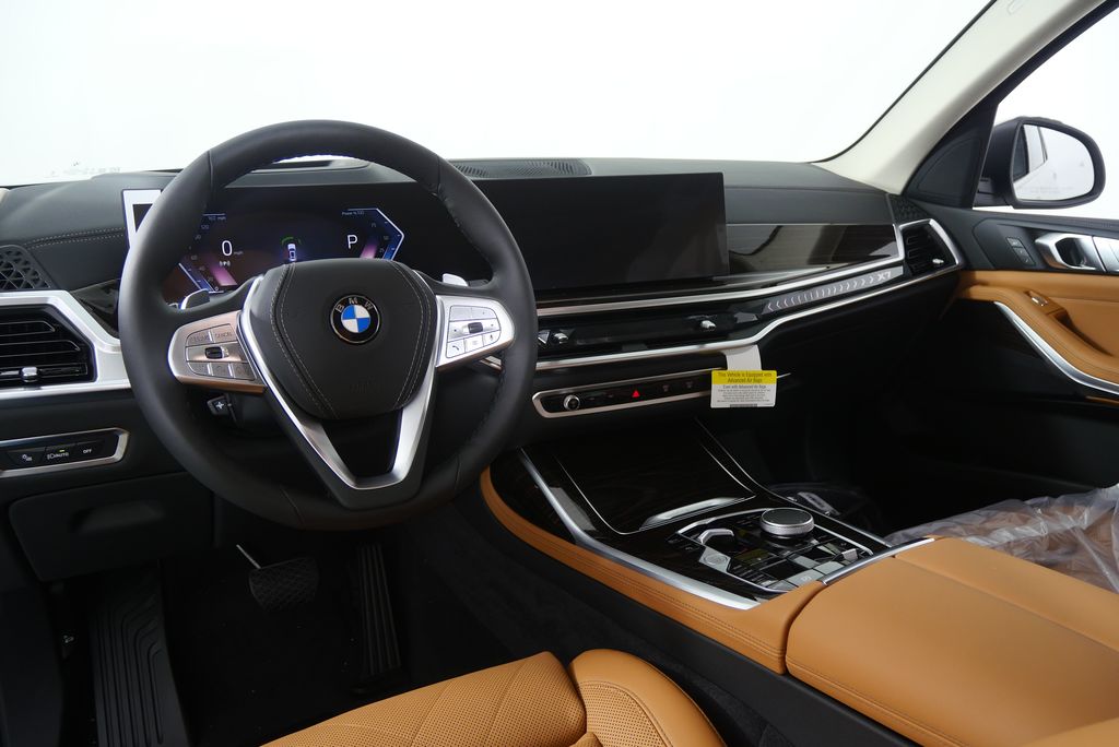 Thumbnail: 2026 BMW X7 - 19