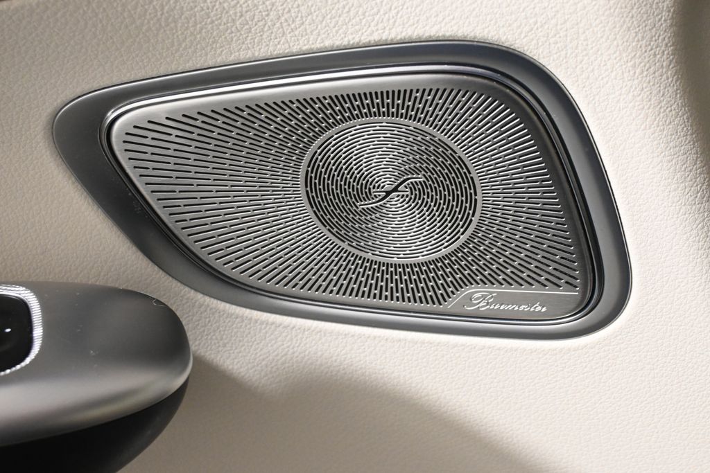 Thumbnail: 2024 Mercedes-Benz GLC - 27