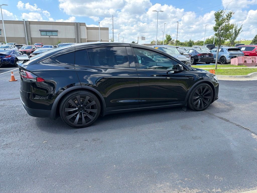 Used 2022 Black Tesla Plaid image 8