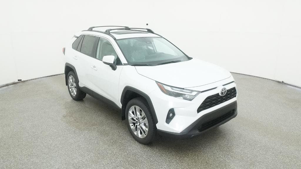 Thumbnail: 2025 Toyota RAV4 - 32